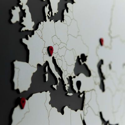MiMi Innovations Dřevěná nástěnná mapa světa Luxury bílá 130 x 78 cm