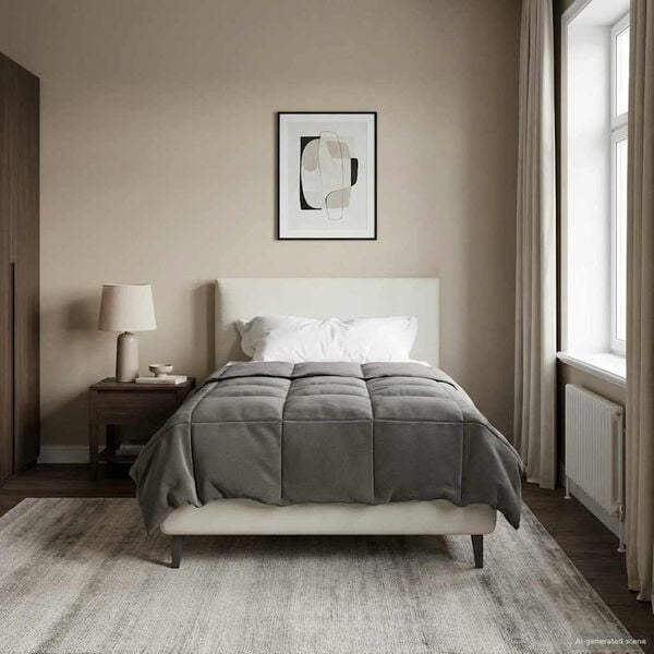 vidaXL Celoročn&iacute; přikr&yacute;vka Světle &scaron;ed&aacute; 135 x 220 cm Mikrovl&aacute;kno