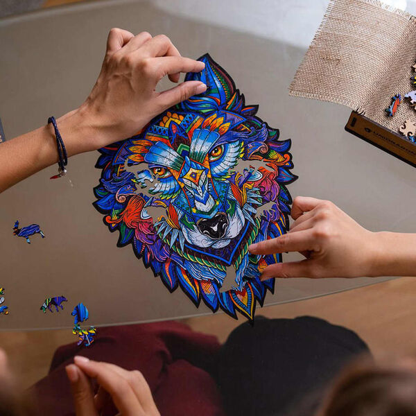 UNIDRAGON 310d&iacute;ln&eacute; dřevěn&eacute; puzzle Majestic Wolf King Size 30 x 41 cm