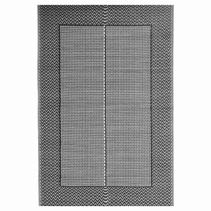 vidaXL Venkovn&iacute; koberec ARAKIL čern&yacute; 140 x 200 cm PP