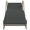 vidaXL Zahradní lehátka 2 ks se stolkem světle šedá polyratan