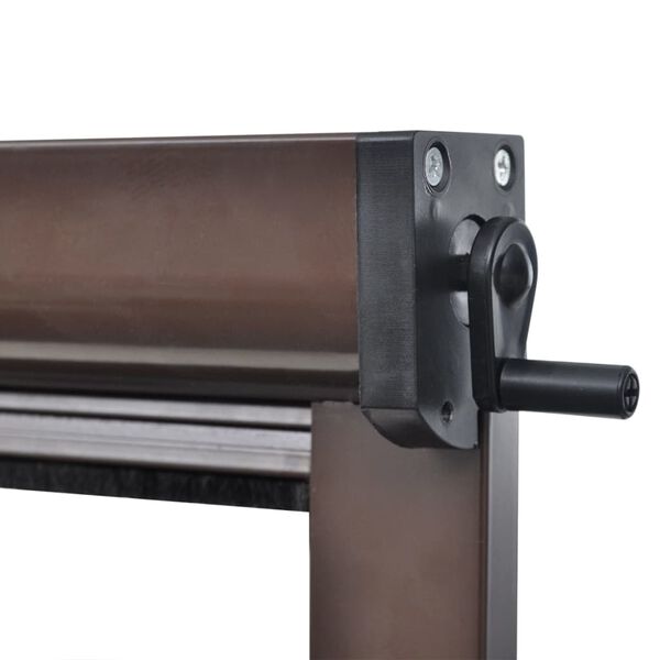 Hněd&aacute; stahovac&iacute; s&iacute;ť proti hmyzu na okna 60 x 150 cm