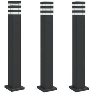vidaXL Venkovn&iacute; stojac&iacute; lampy se z&aacute;suvkou 3 ks čern&eacute; 80 cm hlin&iacute;k