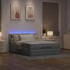 vidaXL Osmansk&aacute; postel s matrac&iacute; & LED světle &scaron;ed&aacute; 140x190 cm l&aacute;tka