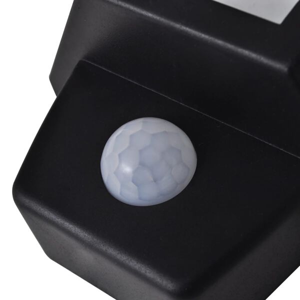 Solární nástěnné svítidlo s pohybovým čidlem