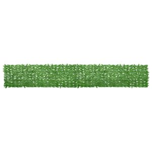vidaXL Balk&oacute;nov&aacute; z&aacute;stěna se zelen&yacute;mi listy 500 x 75 cm