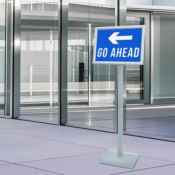 vidaXL Podstavcov&yacute; plak&aacute;tov&yacute; stojan Stř&iacute;brn&aacute; 32,5 x 27 x 126 cm