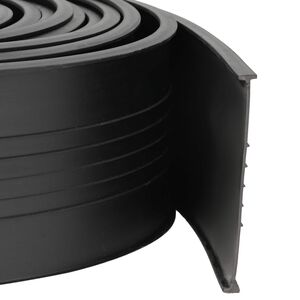 vidaXL Těsněn&iacute; gar&aacute;žov&yacute;ch dveř&iacute; Čern&aacute; 70 x 6 mm 2,5 m PVC