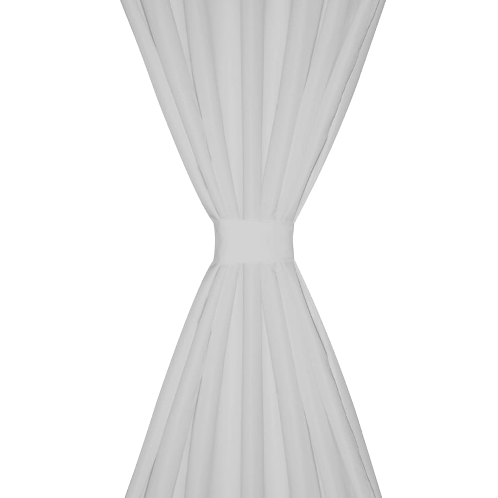2 ks bílé mikrosaténové závěsy s poutky 140 x 245 cm