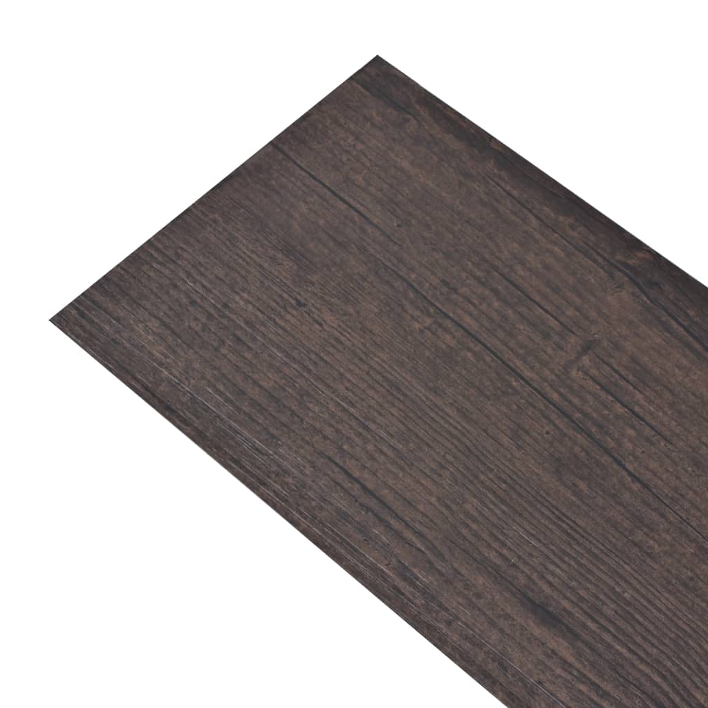 vidaXL Samolepící podlahová krytina PVC 5,02 m² 2 mm tmavě hnědá