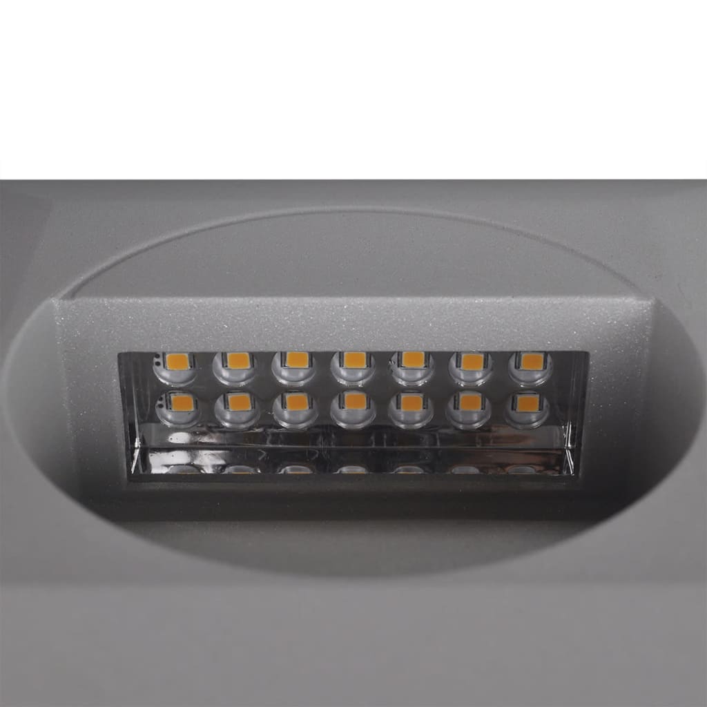 2 vestavná LED svítidla pro osvětlení schodiště 126 x 126 x 65,5 mm