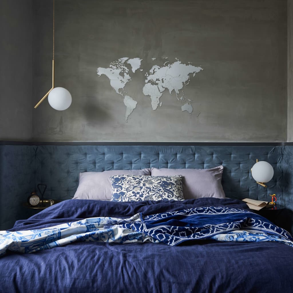 MiMi Innovations Dřevěná nástěnná mapa světa Luxury bílá 130 x 78 cm